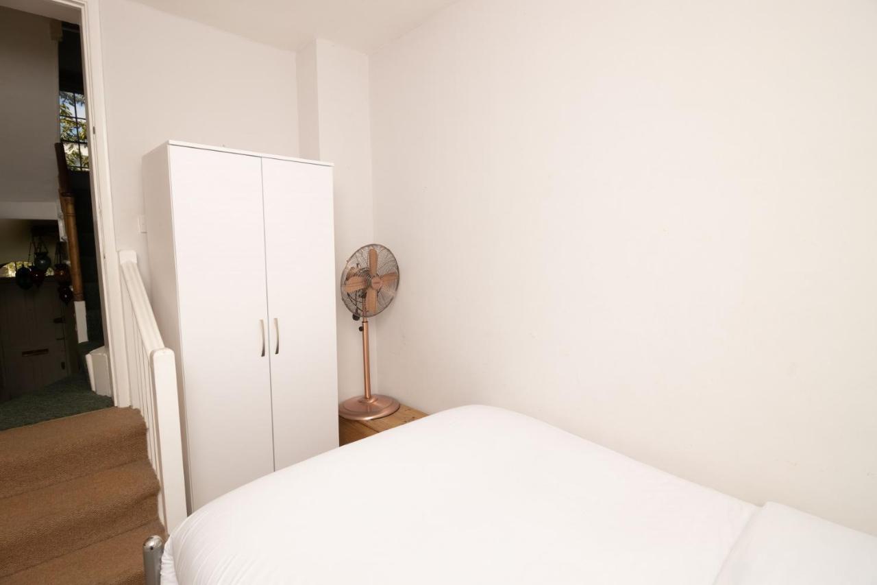 The Angel Place Hideaway - Fair 4Bdr House With Terrace Londres Exterior foto